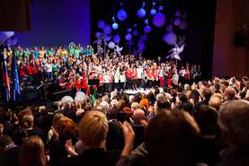 More than 200 children sang along with well-known Slovene musicians and the whole auditorium